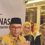 Ketua Umum DPP Pengajian Al Hidayah Herifah Sjaifudian bersama Waketum DPP Partai Golkar, Ace Hasan Syadzily usai Penutupan Rapimnas Pengajian Al Hidayah, Jakarta, Jumat (23/8/2024). Foto/Istimewa