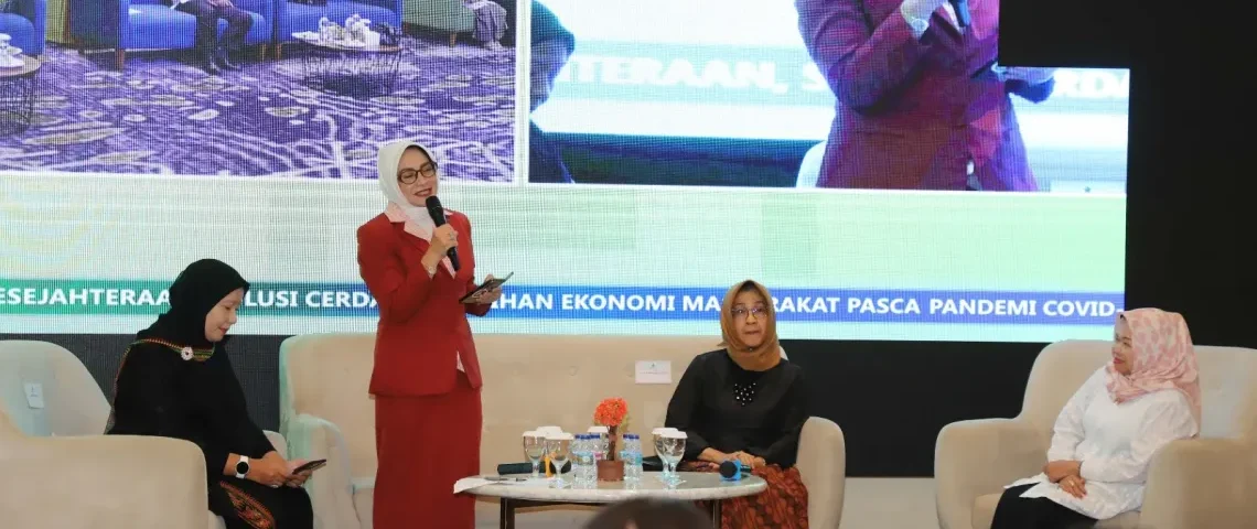 Marlinda Irwanti Poernomo saat menyampaikan pemaparan dalam Seminar Literasi yang digelar di Jakarta, pada Senin (25/11/2024).