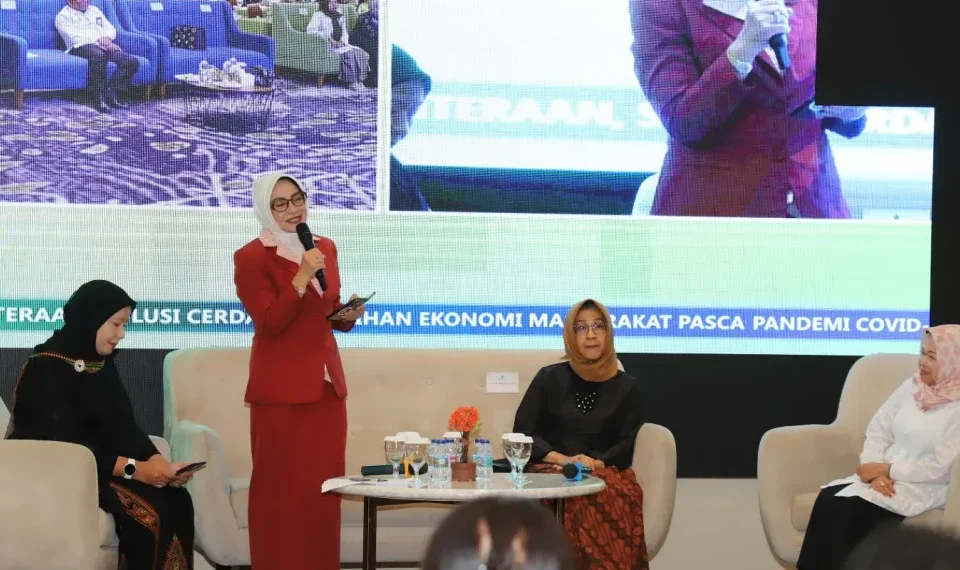 Marlinda Irwanti Poernomo saat menyampaikan pemaparan dalam Seminar Literasi yang digelar di Jakarta, pada Senin (25/11/2024).