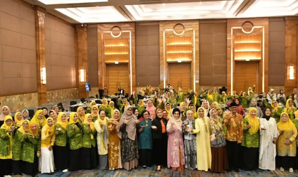 Workshop Pendidikan bertema “Pendidikan untuk Semua: Peran Perempuan dalam Meningkatkan Mutu Pendidikan” yang digelar oleh Kementerian Pendidikan Dasar dan Menengah RI bersama DPP Pengajian Al-Hidayah di Hotel Pullman, Jakarta pada Minggu (4/5/2025).